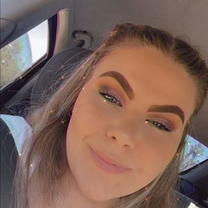 Meet your Posher, Kerri